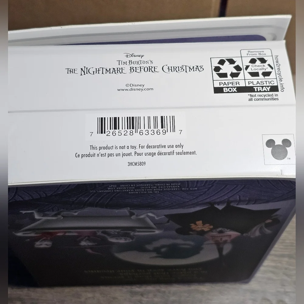 Hallmark‎ The Nightmare Before Christmas Jack and Sally Tombstones Ornaments NIB